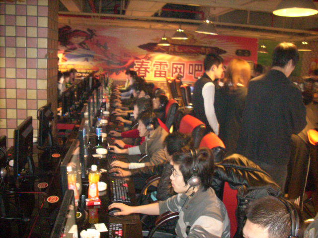 LPL 夏季分赛第5周第2天： CRISP 对阵 MISSING ， Rare Atom 对阵 ThunderTalk Gaming 。